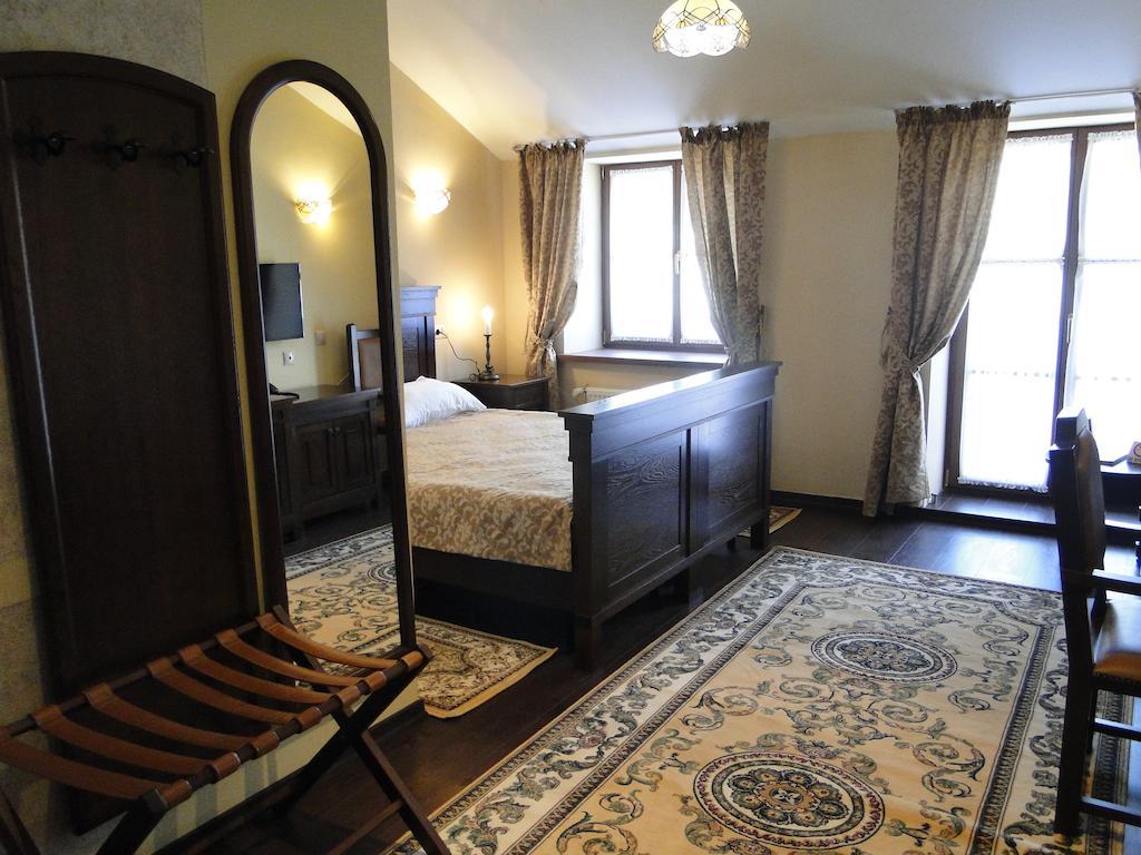 Hotel Monastyrski Minsk City Centre エクステリア 写真